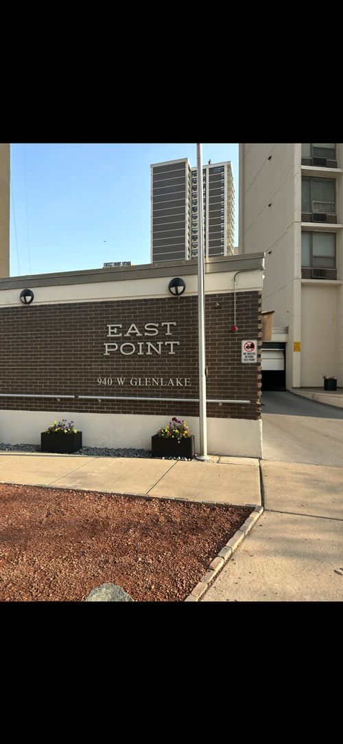 4a-6101 N Sheridan Rd, Chicago, IL, 60660-5888 | Card Image