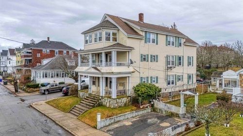 93 Osborn St, Fall River, MA, 02724-2823 | Card Image