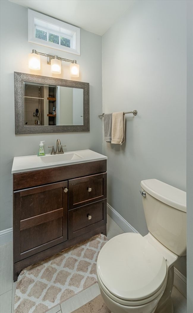 APT-1 - 646 E 7 Th St, Condo with 2 bedrooms, 1 bathrooms and null parking in Boston MA | Image 12