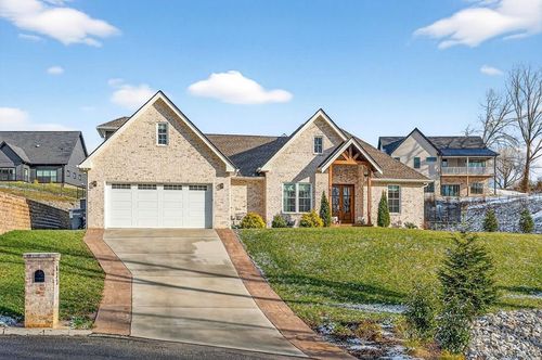 623 Longstreet Dr, Cookeville, TN, 38506-5979 | Card Image