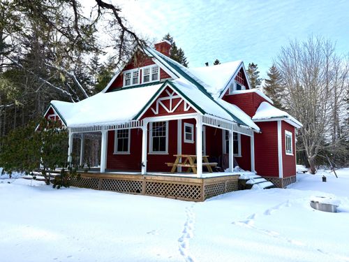 479 U.S. 1, Robbinston, ME, 04671 | Card Image