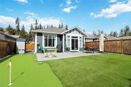 2459 Fern Way, Sooke, BC, V9Z1N9 | Card Image