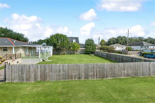 1351 Filmore Ave, New Orleans, LA, 70122-1948 | Card Image