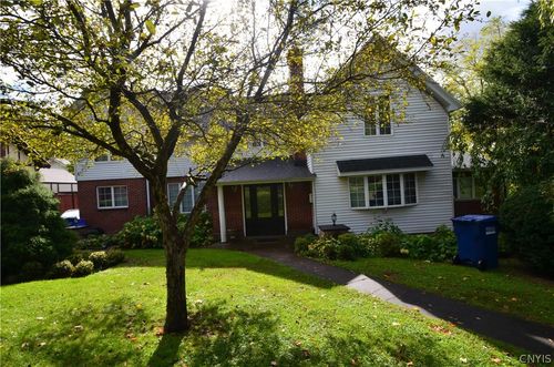 210 Lincoln Park Dr, Syracuse, NY, 13203-3142 | Card Image