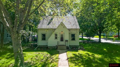 212 S Oakland St, Lake Crystal, MN, 56055-2134 | Card Image