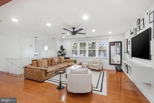 154 Morningside Dr, PENNSVILLE, NJ, 08070-3046 | Card Image