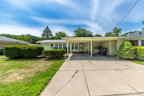 411 N Lake Shore Dr, Hobart, IN, 46342 | Card Image