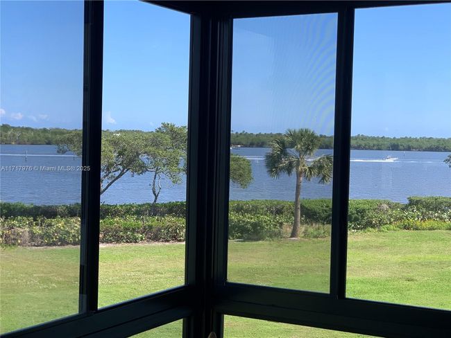 APT-15 - 6062 Se Landing Way, Condo with 2 bedrooms, 2 bathrooms and null parking in Stuart FL | Image 31