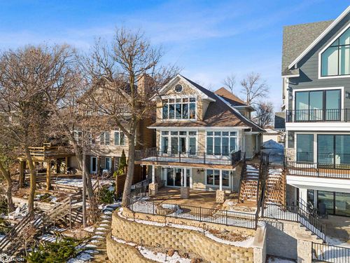 1419 N Shore Dr, Clear Lake, IA, 50428-1237 | Card Image