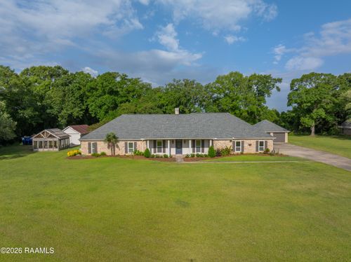 136 Shelby Oaks Ln, Lafayette, LA, 70507-5800 | Card Image