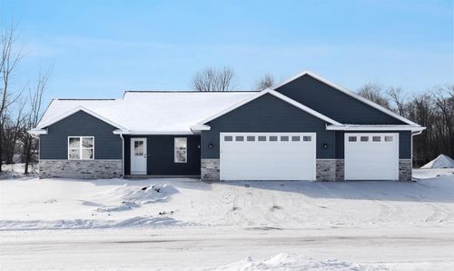 W7055 Otis Drive, Greenville, WI, 54942 | Card Image