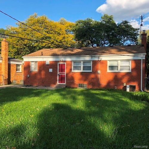 24051 Geneva St, Oak Park, MI, 48237-2115 | Card Image