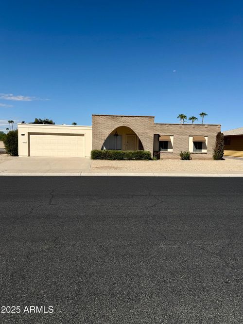 14202 N Lakeforest Dr, Sun City, AZ, 85351-2909 | Card Image