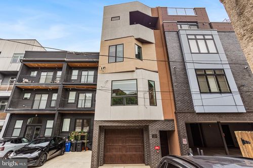 1105 N Galloway St, PHILADELPHIA, PA, 19123-1504 | Card Image