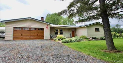 13735 Masters Rd, Allenton, MI, 48002-2705 | Card Image