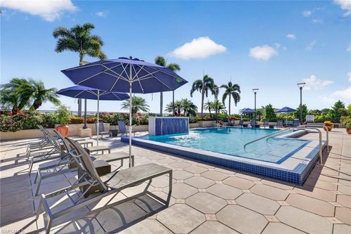 5504-9115 Strada Pl, NAPLES, FL, 34108-2894 | Card Image