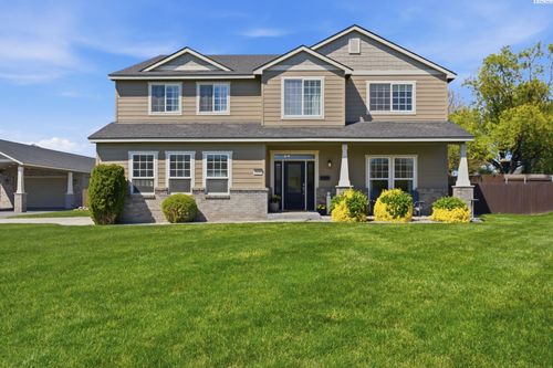 99206 E Ridgeview Dr, Kennewick, WA, 99338-7487 | Card Image
