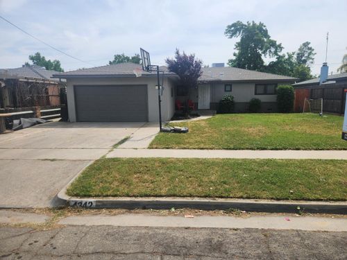 4342 E Donner Ave, Fresno, CA, 93726-2622 | Card Image