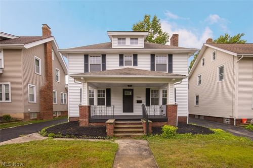 3244 Redwood Rd, Cleveland Heights, OH, 44118-2118 | Card Image