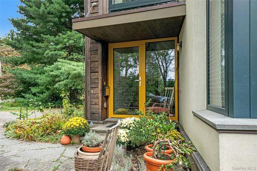 26 Fairview Ave, Tarrytown, NY, 10591-4119 | Card Image