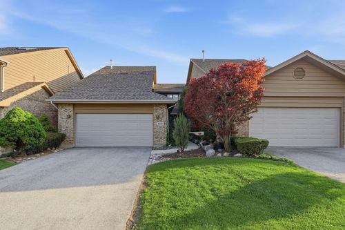 9081 Del Prado Dr, Palos Hills, IL, 60465-1092 | Card Image