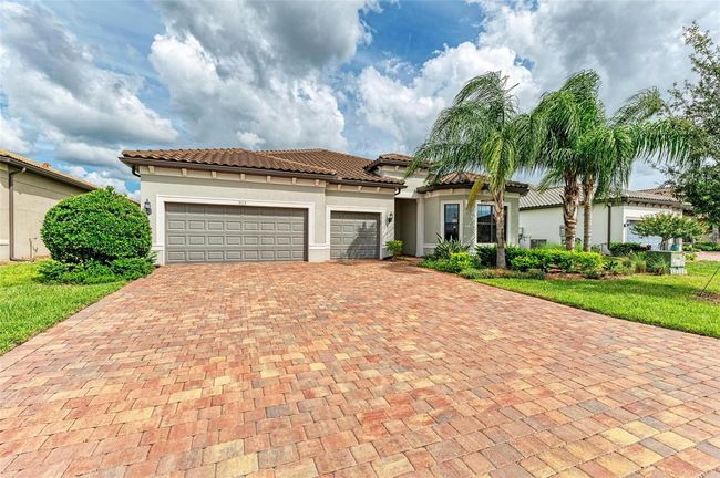 7113 Gradford Ct, House other with 3 bedrooms, 4 bathrooms and null parking in Lakewood Ranch FL | Image 6