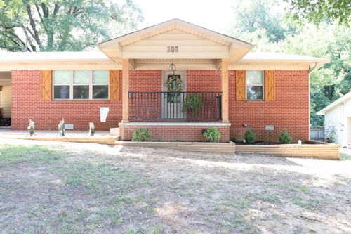 300 N 7th St, Paragould, AR, 72450-3514 | Card Image