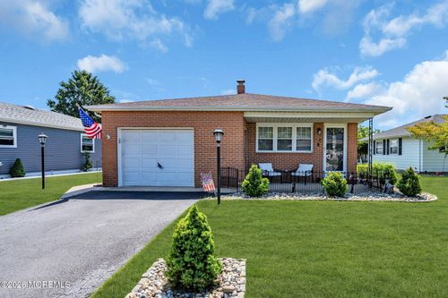13 San Juan Ct, Toms River, NJ, 08757-4115 | Card Image