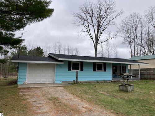 5240 Sumac Trail, Lupton, MI, 48635 | Card Image
