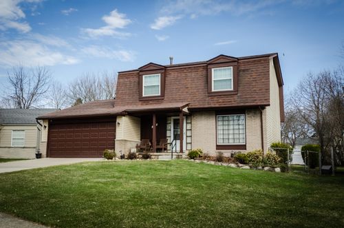 2474 Carriage Ct, Ypsilanti, MI, 48197-7429 | Card Image