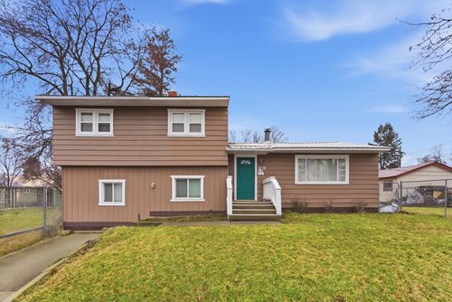 101 E Oregon St, Kalispell, MT, 59901-3751 | Card Image