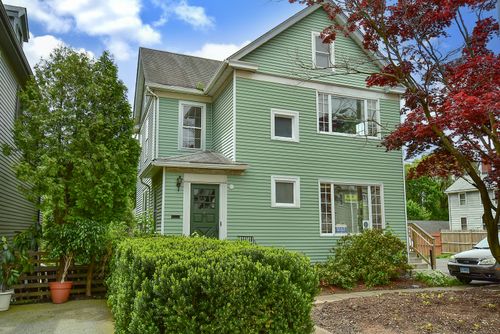 600 Center St, Manchester, CT, 06040-3920 | Card Image