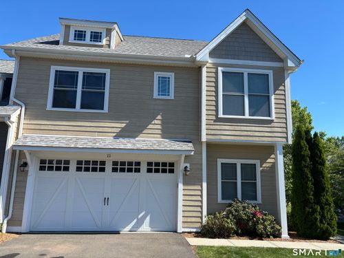11-11 Bleeker Cir, North Haven, CT, 06473-3289 | Card Image