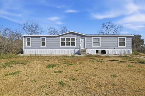 135 Avenue B, Buras, LA, 70041-5413 | Card Image