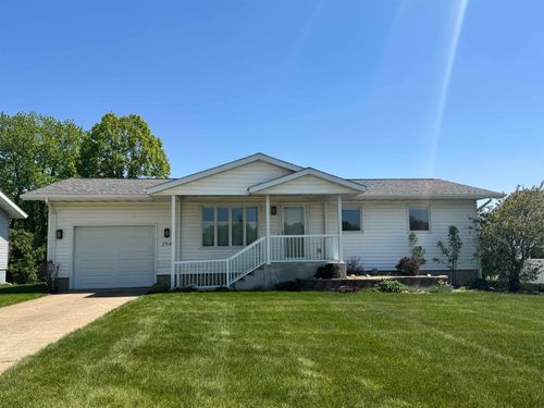 254 S Maple Ave, New Hampton, IA, 50659-1618 | Card Image