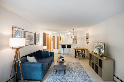 apt-1110-7622 York Ave S, Edina, MN, 55435-5269 | Card Image