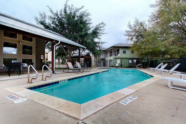 APT-1404 - 1201 Grove Blvd, Condo with 2 bedrooms, 3 bathrooms and 2 parking in Austin TX | Image 24