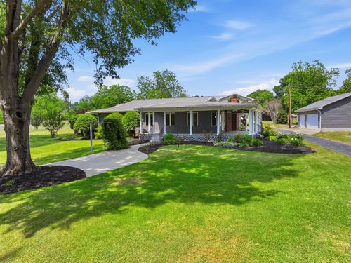 211 Bennett Cir, spartanburg, SC, 29307-3209 | Card Image