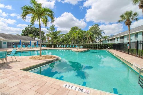u104-105 Wading Bird Cir, NAPLES, FL, 34110-9201 | Card Image