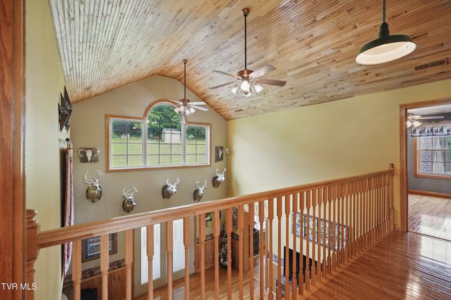 1124 Elizabethton Hwy, House other with 3 bedrooms, 3 bathrooms and null parking in Bluff City TN | Image 25