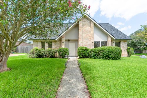 2902 Field Line Dr, Sugar Land, TX, 77479-1202 | Card Image