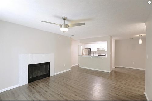 916 Beaver Grade Rd 916 Beaver Grade Rd, Coraopolis, PA, 15108 | Card Image