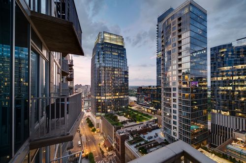 unit-1812-301 Demonbreun St, Nashville, TN, 37201-2248 | Card Image