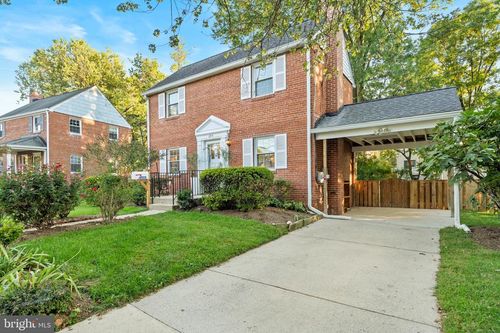 1810 Cody Dr, SILVER SPRING, MD, 20902-4027 | Card Image