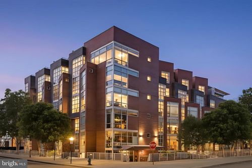 apt-ph6-2100 11th St Nw, WASHINGTON, DC, 20001-8031 | Card Image