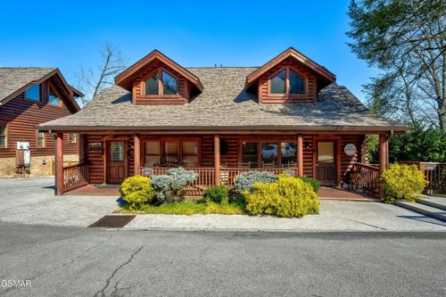 849 Golf View Blvd, Pigeon Forge, TN, 37863-4121 | Card Image