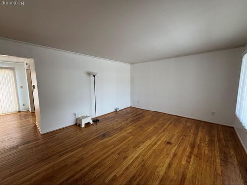 26278 Grobbel Ave, Warren, MI, 48091-1232 | Card Image