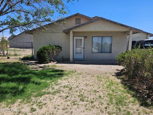 104 S Casas Lindas Dr, Willcox, AZ, 85643-2314 | Card Image