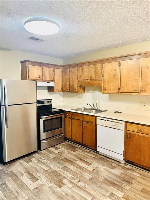 apt-b-124 Evergreen Trl, cartersville, GA, 30121-4302 | Card Image