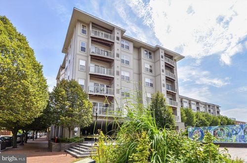 215-8045 Newell St, SILVER SPRING, MD, 20910-4890 | Card Image